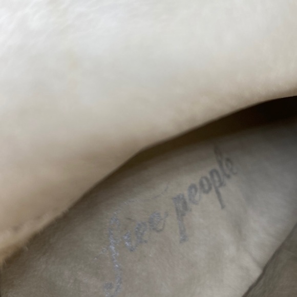 FREE PEOPLE WOMEN’S CECILE SNAKE PRINT BLOCK HEEL BOOTIES TAN BROWN SZ 35.5 - Picture 3 of 13